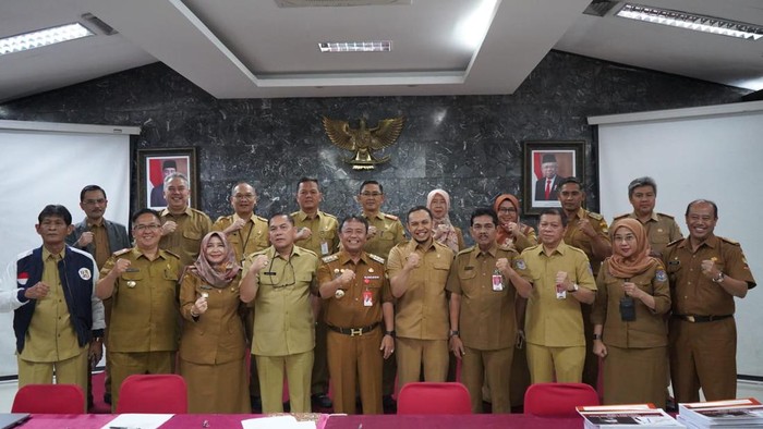 Pj Bupati Sumedang Laporkan Kinerja Triwulan Ke-2 ke Kemendagri