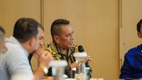 Turut hadir pula O.C. Kaligis hingga anggota DPR Hinca Pandjaitan. (Dok. Istimewa)