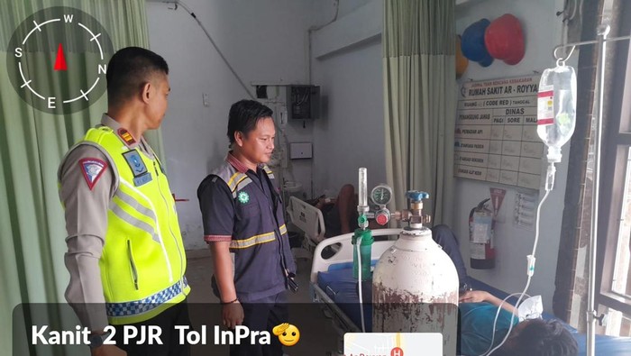 Sekelurga bermobil avanza keracunan Ac di Tol Indraprabu.