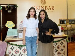 Gaya Selvi Ananda Kunjungi Klinik Kecantikan Curi Atensi, Heelsnya Rp 20 Juta