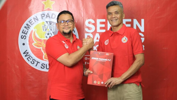 Semen Padang FC menunjuk Hendri Susilo sebagai pelatih kepala untuk Liga 1 2024/2025. (Media Officer Semen Padang FC).