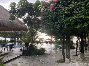 Mengejar Sunset di Lombok Sambil Bersantap Ayam Taliwang Fancy