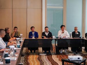 Yusril, Otto Hasibuan hingga Hotman Semeja Bahas Gugatan Kubu 01 dan 03