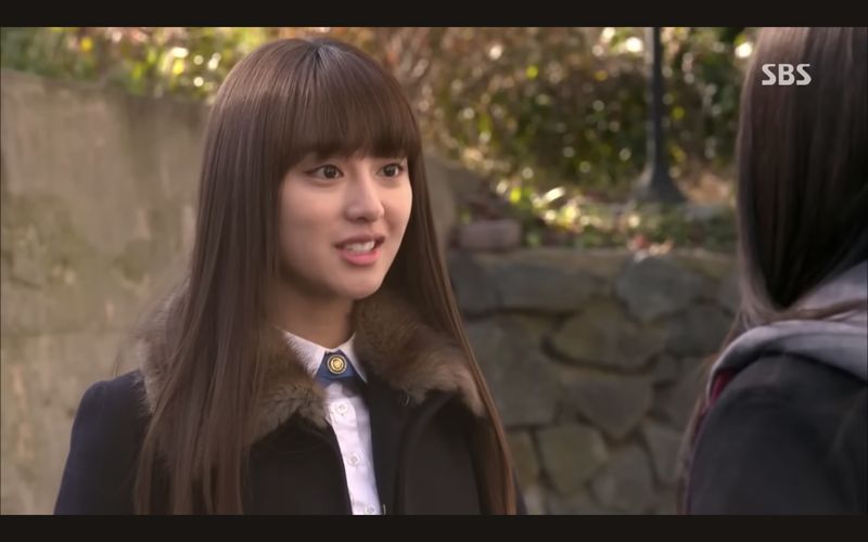 Transformasi Kim Ji Won yang Viral Disebut Cantik Alami Sejak Kecil
