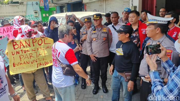 Demo PSI Surabaya