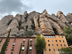 Adu Kamera Xiaomi 14 Vs iPhone 15, Oke Mana?