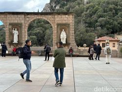 Adu Kamera Xiaomi 14 Vs iPhone 15, Oke Mana?