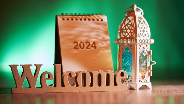 welcome sign single word arabic lantern and 2024 calendar