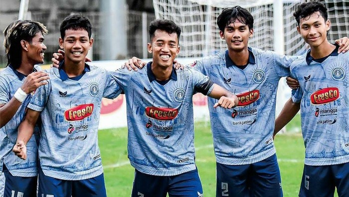 Jersey tandang Persedikab Kediri