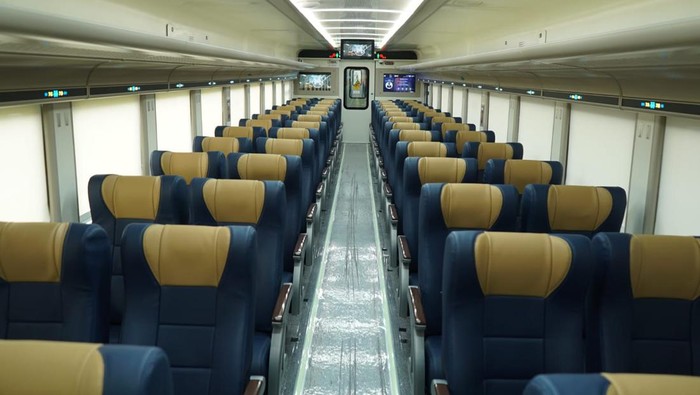 KA Majapahit Stainless Steel New Generation Beroperasi, Ini Keunggulannya