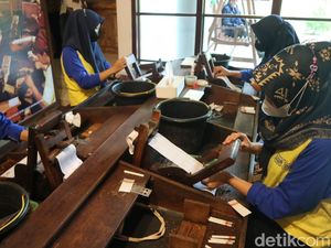 Menjadi Jeng Yah di Museum Kretek Kudus