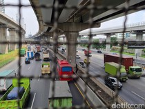 Sopir Truk Jaga Kelancaran Distribusi, Sosok yang Perlu Diapresiasi
