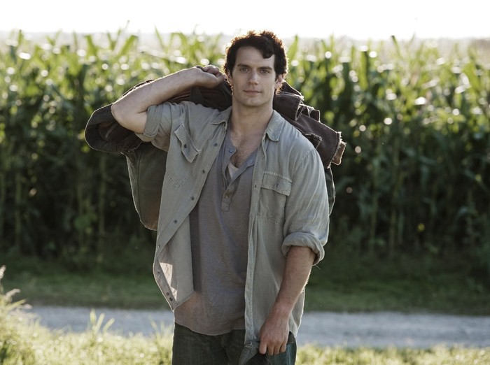 Man of Steel Cuplikan adegan Henry Cavill dalam film Man of Steel.