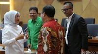 Raker tersebut membahas pelaksanaan THR Idul Fitri Tahun 1445 H bagi pekerja sekaligus evaluasi pelindungan jaminan sosial bagi pekerja, terutama Pekerja Bukan Penerima Upah (PBPU) pada 2023, serta strategi dan sinergitas dengan BPJS Ketenagakerjaan pada 2024. 