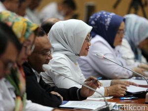 Menaker Tegaskan THR Tak Boleh Dicicil