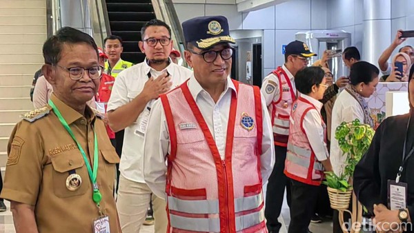 Menhub Tinjau Pelabuhan dan Bandara di Palu yang Sempat Rusak Terdampak Gempa