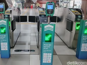 Komentar Pengguna MRT Kala Tap In Kartu Kini Wajib di Reader JakLingko