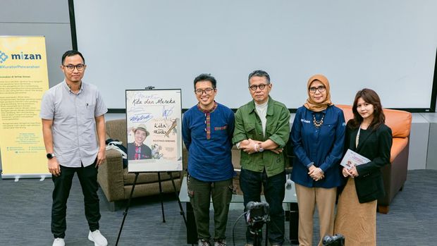 Peluncuran Buku Kita dan Mereka karya Agustinus Wibowo