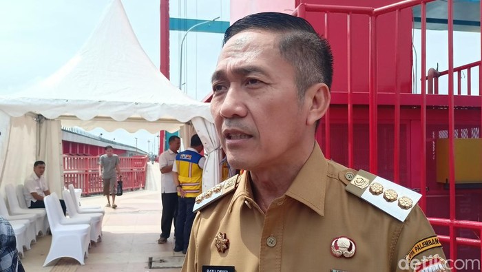 Nama Penjabat Wali Kota Palembang Ratu Dewa digadang-gadang menjadi salah satu kandidat kuat, dalam Pilwako November mendatang. Menangapi hal itu, Ratu Dewa mengaku akan fokus menjalankan amanah saat ini.