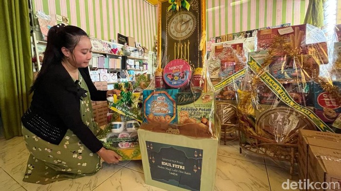 Penjualan Parsel di Mojokerto Meningkat Jelang Lebaran Penjualan Parsel di Mojokerto Meningkat Jelang Lebaran