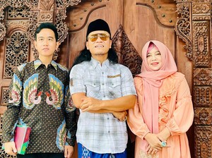 Gibran Temui Gus Miftah di Ponpes Ora Aji, Ada Apa?