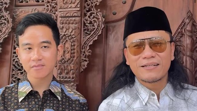 Pertemuan Gibran dan Gus Miftah di Ponpes Ora Aji, Selasa (26/3/2024)