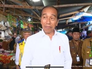 Kunjungi Pasar Salakan, Jokowi Temui Harga Bawang Putih Mahal