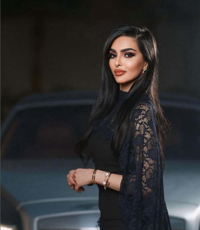 Keikutsertaan Rumy di Miss Universe untuk berkontribusi memperkenalkan warisan budaya Arab Saudi ke mata dunia. Foto: Instagram/@rumy_alqahtani