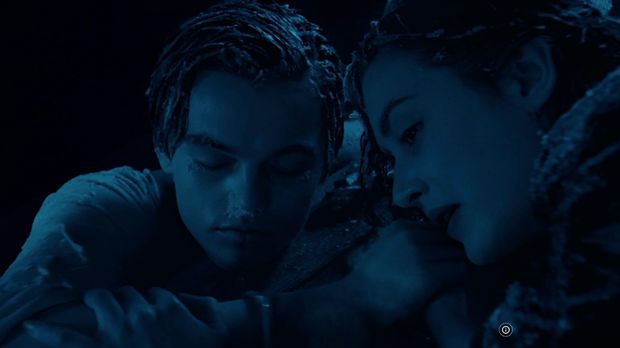 Cuplikan adegan di film Titanic.