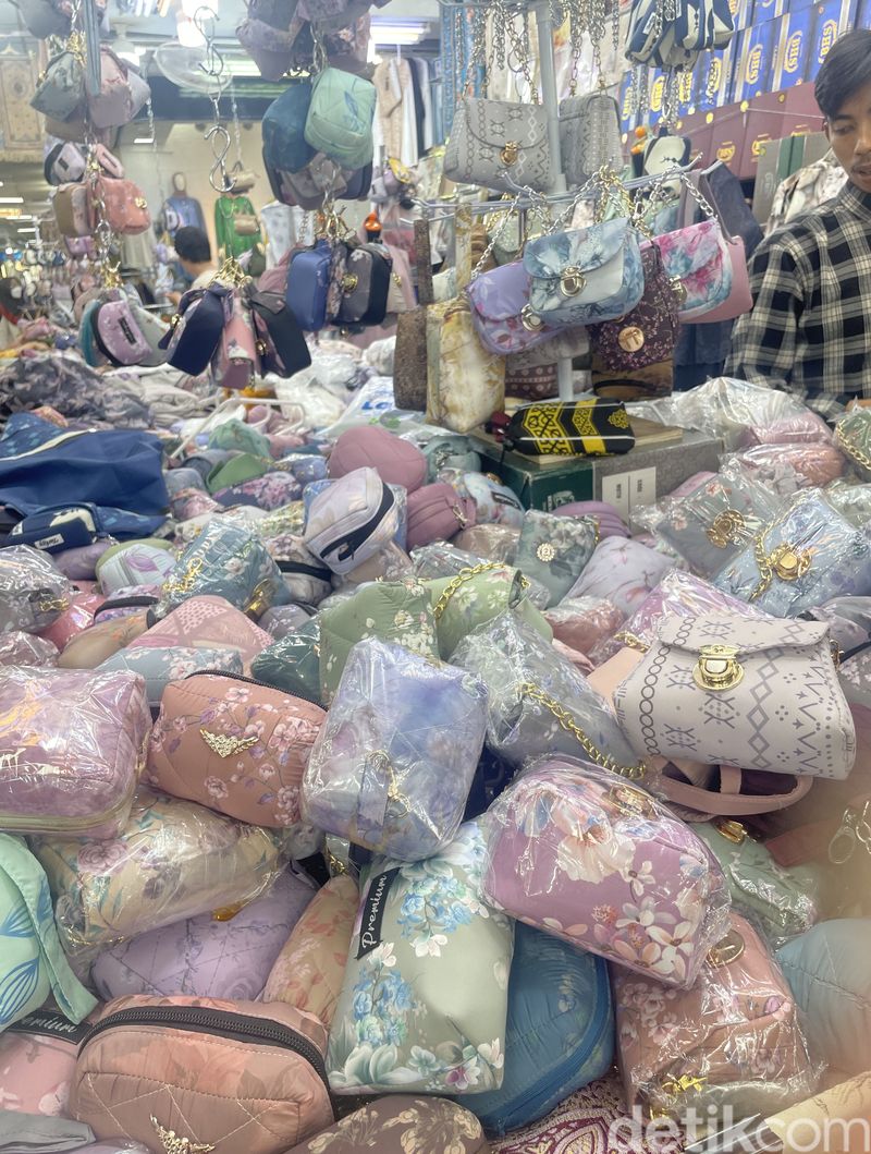 Tren Mukena 2024 Thamrin City