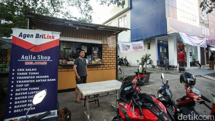 Unik, Agen Brilink di Bekasi Persis di Samping Bank BRI