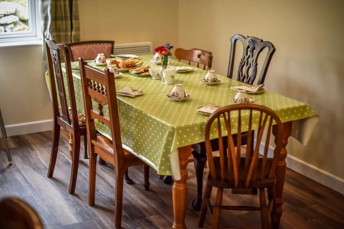 Unik! Di Pulau Ini Bertebaran Kulkas yang Menjual Kue Unik! Di Pulau Ini Bertebaran Kulkas yang Menjual Kue