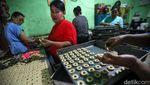 Wow! Jelang Lebaran Industri Rumahan Ini Produksi Kue Kering 144 Kg/Hari