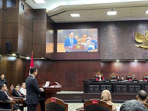Anies di MK: RI di Titik Krusial Tentukan Arah Masa Depan