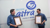 Berkat upaya ini, Asuransi Astra berhasil mempertahankan Financial Strength Rating A- (Excellent) dan Long-Term Issuer Credit Rating a- (Excellent) dari AM Best dengan outlook stable untuk kedua peringkat skala internasional ini. Tidak hanya itu, pada tahun ini, AM Best iuga menetapkan peringkat Indonesian National Scale Rating aaa.lD (Exceptional) kepada Asuransi Astra dengan outlook stable. 