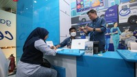 AM Best adalah lembaga pemeringkat kredit global dengan spesialisasi pada industri asuransi yang berkantor pusat di Amerika Serikat. Seiak 1899, AM Best melakukan bisnis di lebih dari 100 negara. Hingga saat ini, peringkat A- (Excellent) merupakan peringkat skala internasional yang tertinggi bagi Asuransi I-Jr-num di Indonesia.