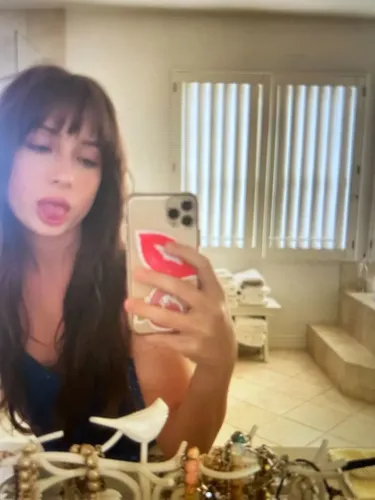 Ava Baroni Ava Baroni