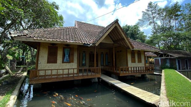 Desa Sukalaksana, Kecamatan Samarang, Kabupaten Garut menjadi juara 1 Program Desa BRILian Tahun 2021