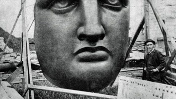 Muka Patung Liberty sebelum ditempelkan pada sisa kepala Foto: HistoryDefined
