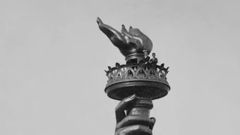 Foto obor yang dipamerkan di Centennial Exposition di Philadelphia, 1776. Foto: HistoryDefined