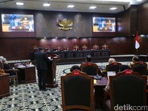 Tim AMIN Persoalkan Gibran di Sidang MK, KPU Anggap Dalil Aneh