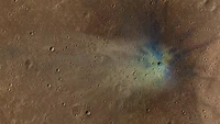 Hantaman Benda Raksasa Ciptakan 2 Miliar Kawah di Mars