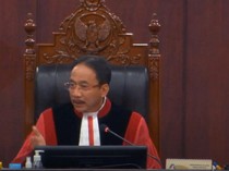 Pimpin Sidang Putusan Sengketa Pemilu, Ini Isi Garasi Ketua MK Suhartoyo