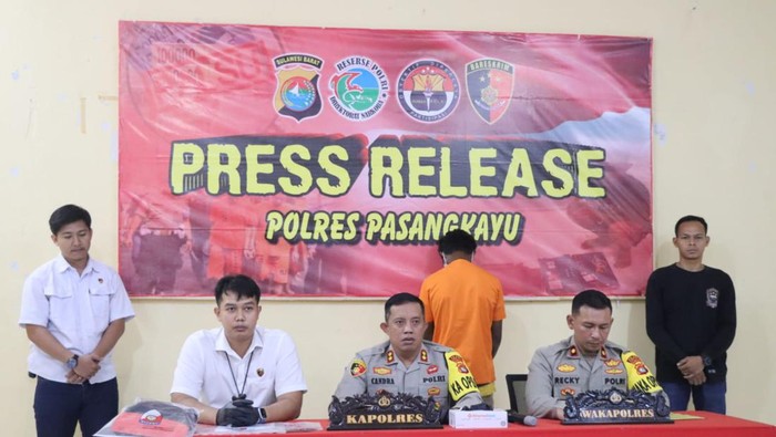 Konferensi pers kasus remaja bunuh pacar di Pasangkayu.  Dokumen Istimewa