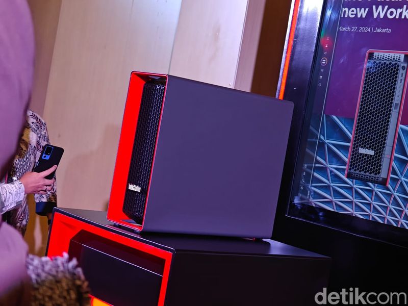 Lenovo ThinkStation P8