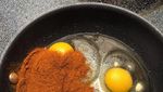 Kacau! 10 Netizen Adu Kekacauan Makanan di Dapurnya