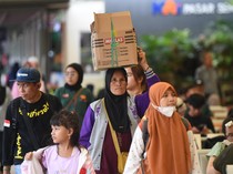 Stasiun Pasar Senen Mulai Dipenuhi Pemudik