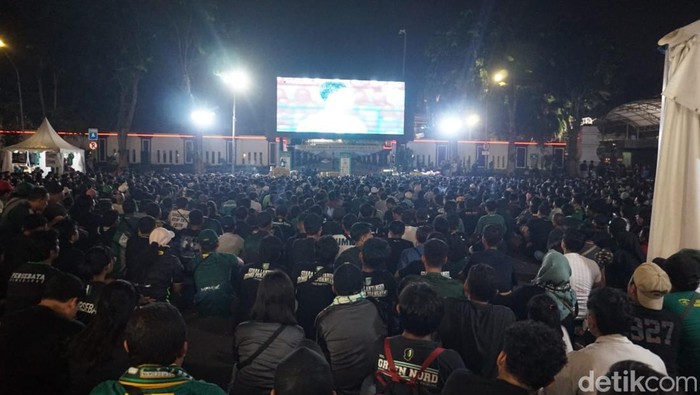 nobar persebaya vs arema fc