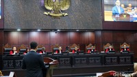 Anies mengatakan Pemilu yang jujur, bebas dan adil merupakan pilar yang memberikan legitimasi kuat kepada pemerintahan yang terpilih. Dia mengatakan tanpa pemilu yang jujur, bebas, dan adil, maka legitimasi pemerintahan yang terpilih akan diragukan.
