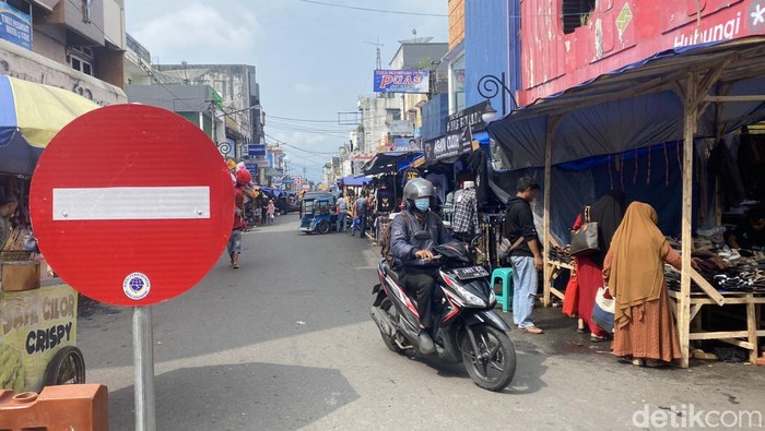 Pedestrian Jalan Harun Kabir Sukabumi